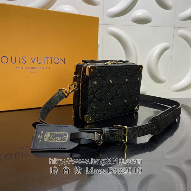 Louis Vuitton新款男包 M57971 路易威登Handle Trunk手袋 Monogram压纹粒面皮革 LV男士盒子包单肩斜挎包  ydh4208